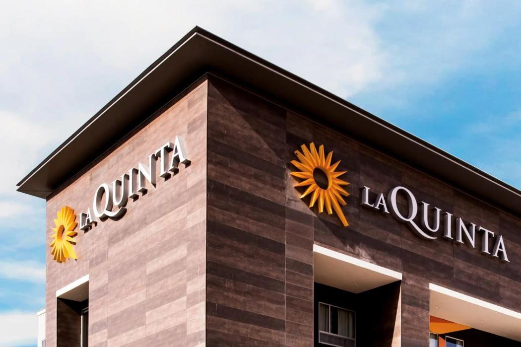 La Quinta Inn & Suites By Wyndham Sulphur Lake Charles Luaran gambar