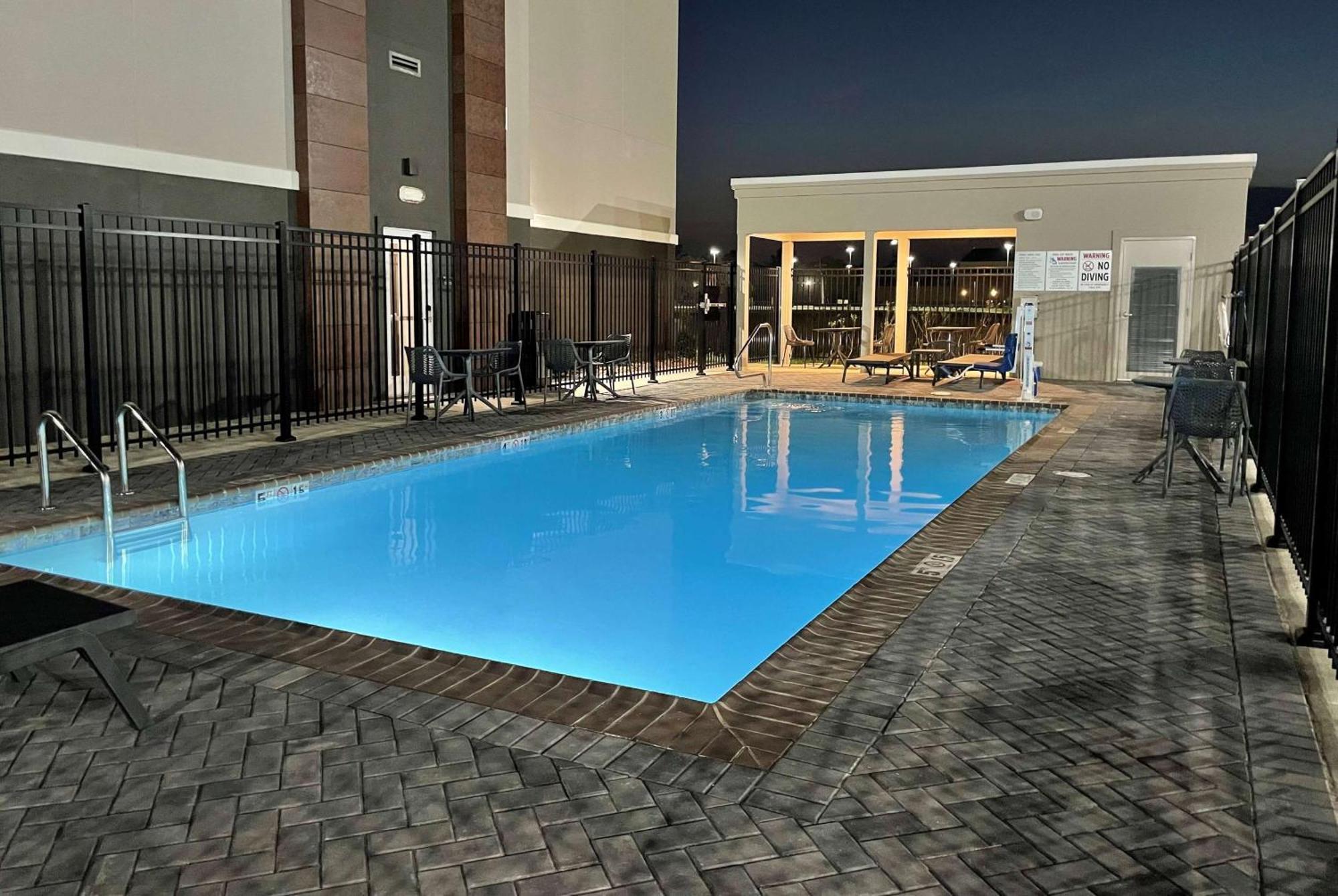 La Quinta Inn & Suites By Wyndham Sulphur Lake Charles Luaran gambar